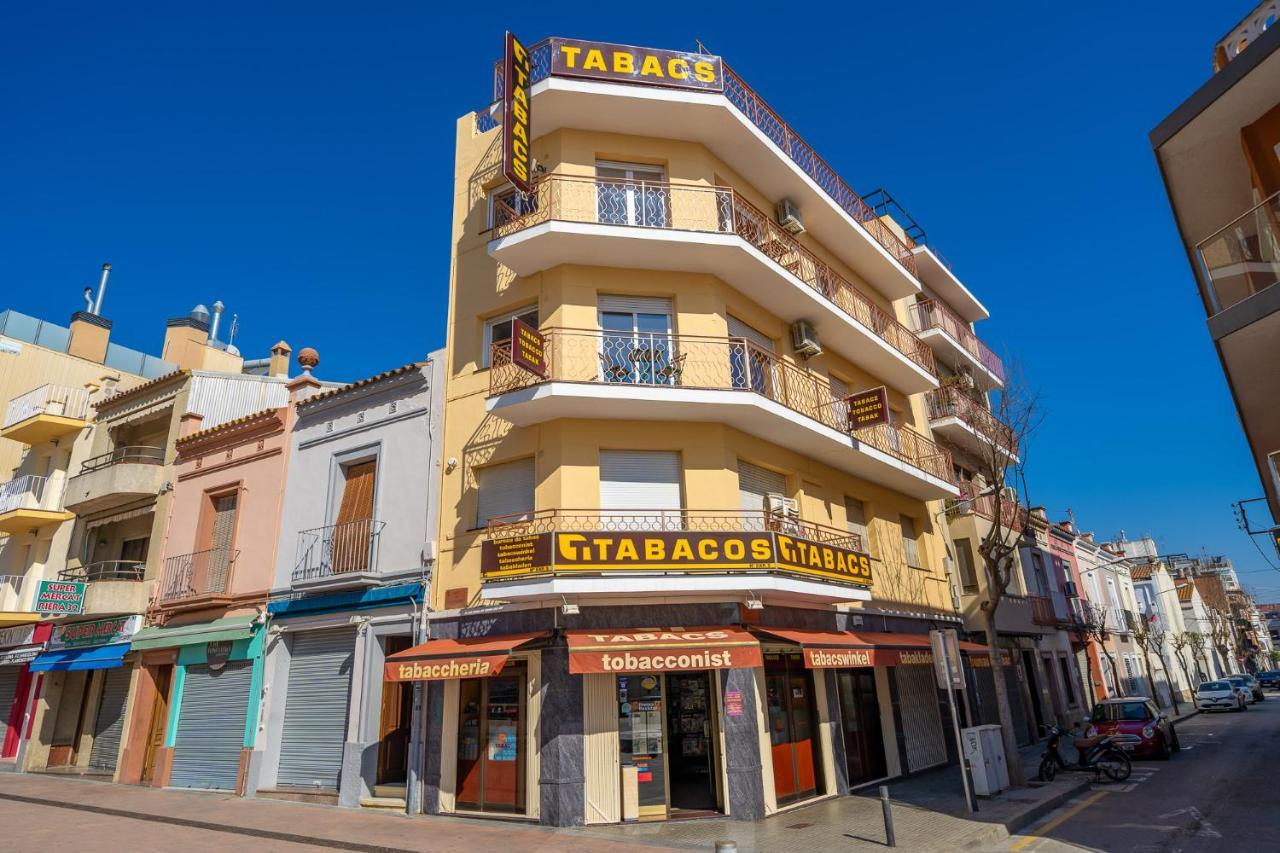 Homeholidaysrentals Moana Calella Esterno foto